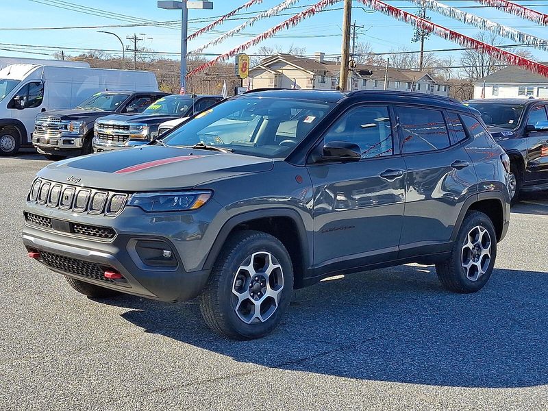 2022 Jeep Compass Trailhawk photo 3