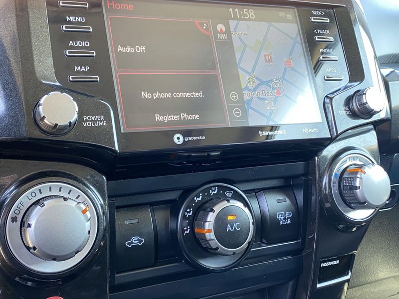 2023 Toyota 4Runner TRD Off-Road PremiumImage 23