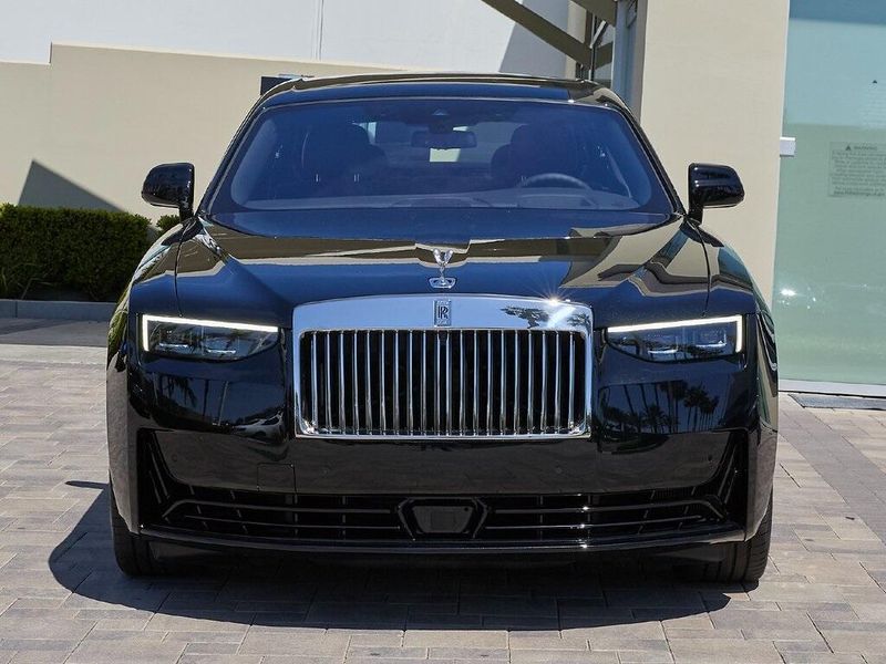 2025 Rolls-Royce Ghost Image 6