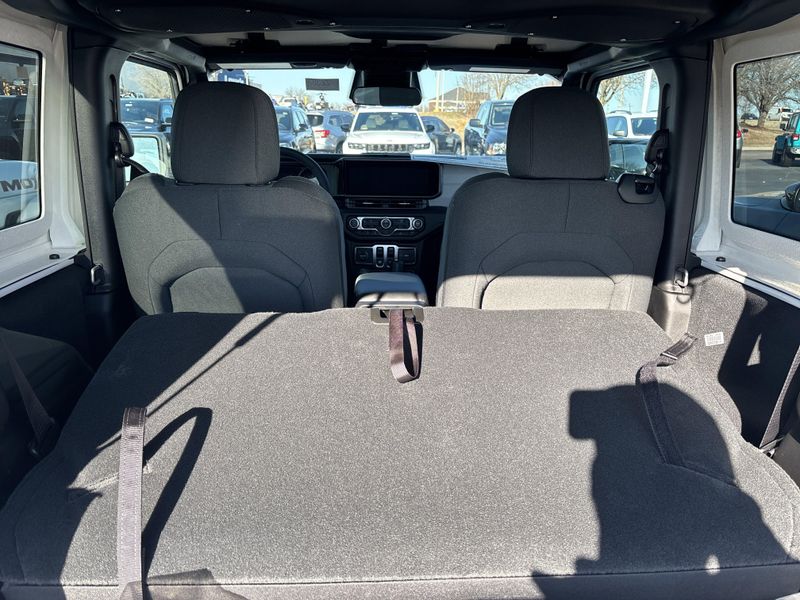 New 2026 Jeep Wrangler 2-door Sport SImage 10