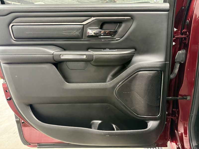 Used 2023 RAM 1500 LimitedImage 18