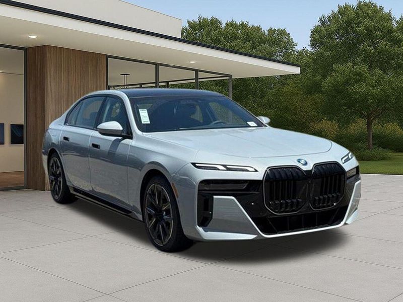 New 2026 BMW 7 Series 750e xDriveImage 6