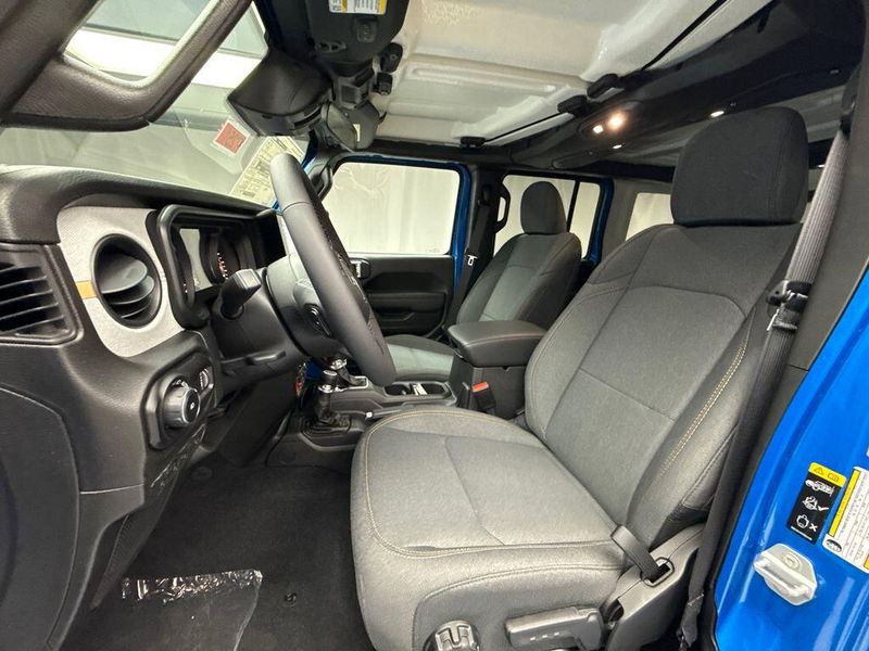 New 2026 Jeep Wrangler 4-door WillysImage 7