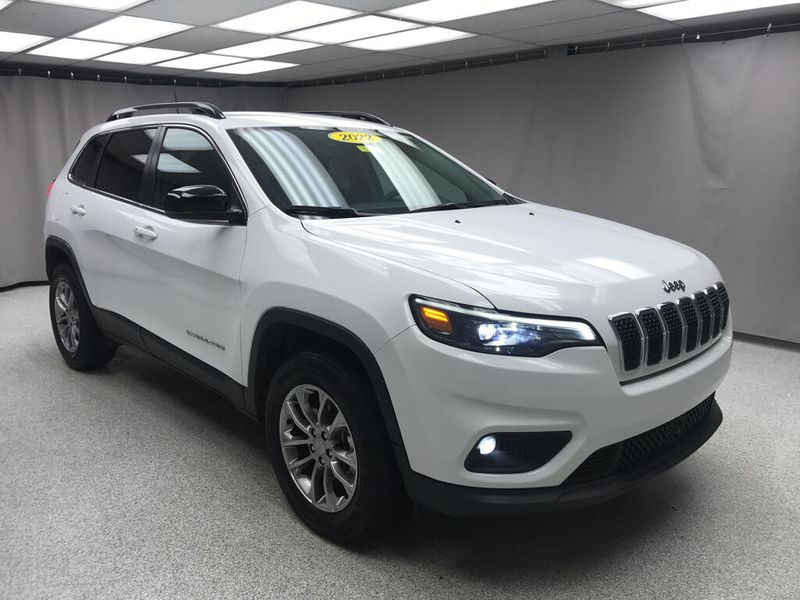 Used 2022 Jeep Cherokee Latitude LuxImage 5