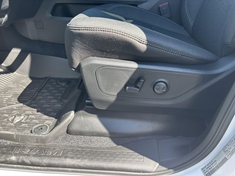 New 2025 RAM 1500 Big Horn Crew Cab 4x4 5