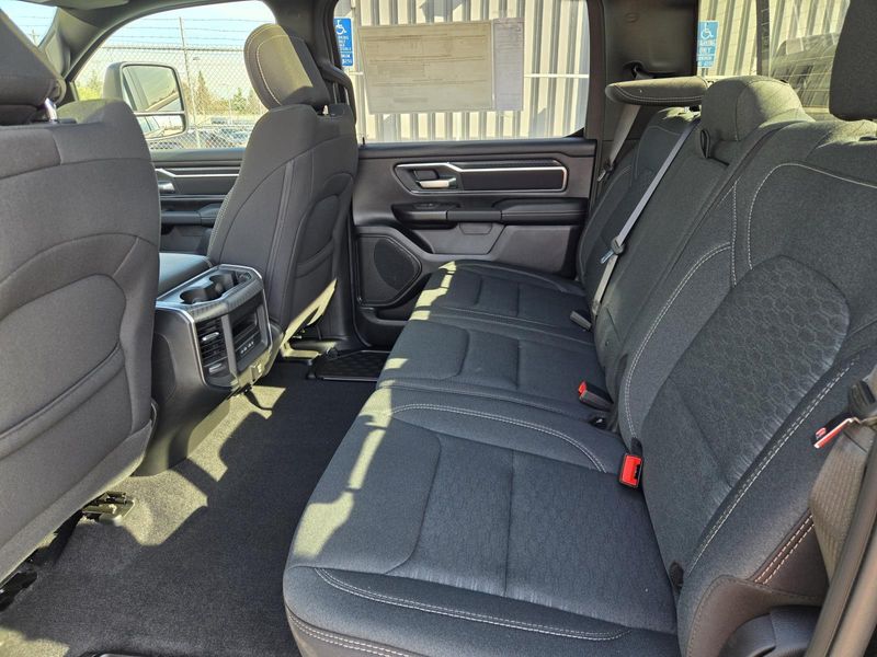 New 2026 RAM 1500 Big Horn Crew Cab 4x4 5'7' Box