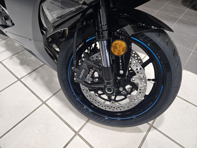 New 2025 Kawasaki NINJA ZX  6R ABS Image 22