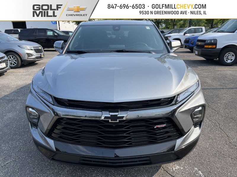 2023 Chevrolet Blazer RS photo 2