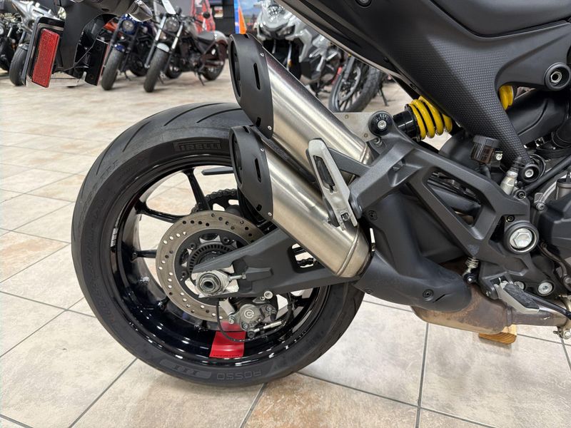Used 2022 Ducati MONSTER PLUS Image 21