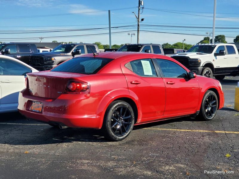 Used 2013 Dodge Avenger SXT
