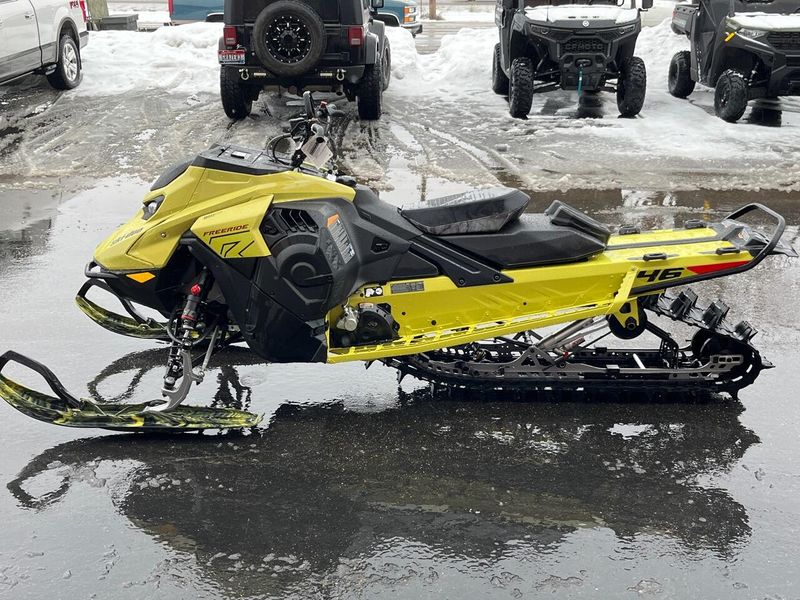 2025 Ski-Doo SM FREE 850 S YL LAC 146 25P 25 