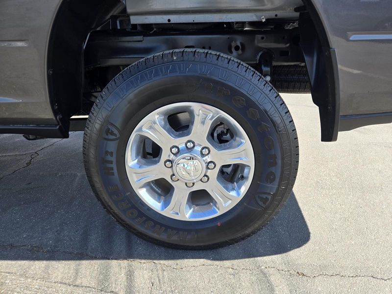 New 2025 RAM 2500 Big Horn Crew Cab 4x4 6'4' Box