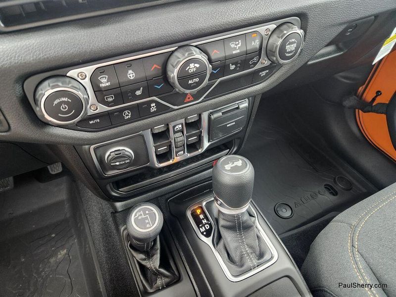 New 2025 Jeep Wrangler 4-door Sport S