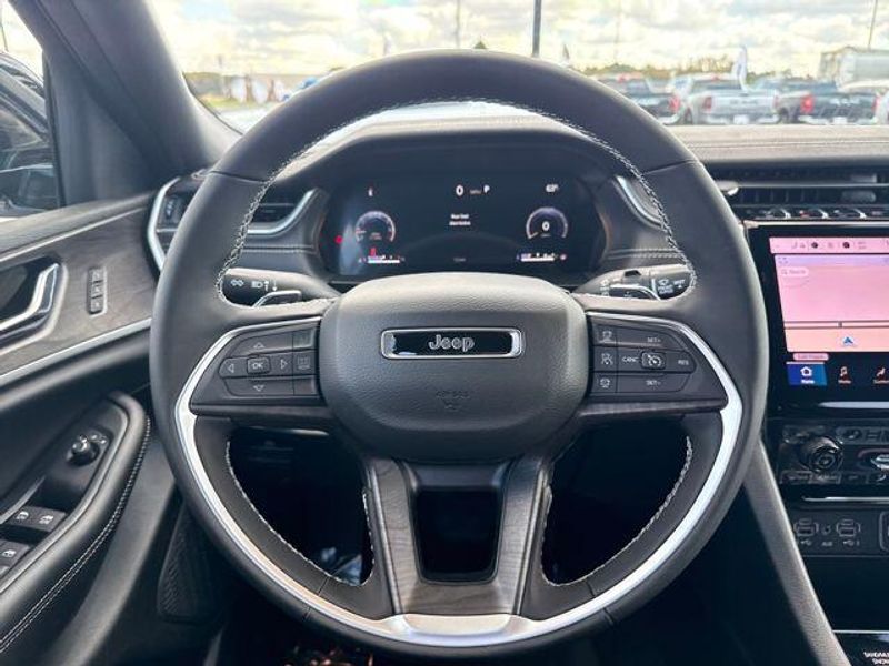 2025 Jeep Grand Cherokee Limited 4x4