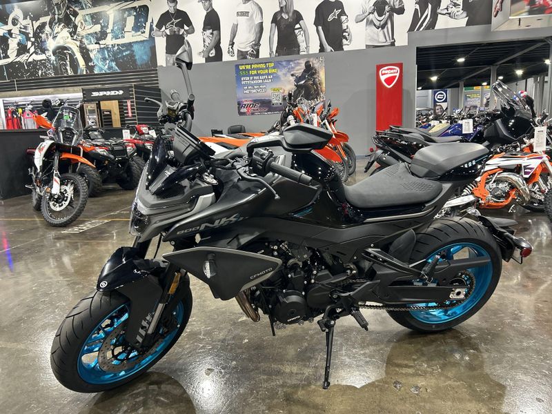 New 2026 CFMOTO 800NK Image 24
