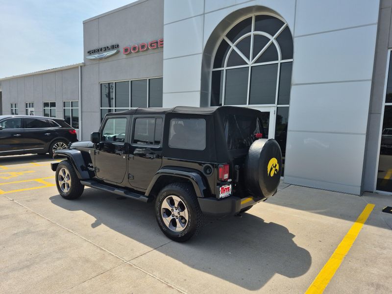 Used 2016 Jeep Wrangler Unlimited SaharaImage 36