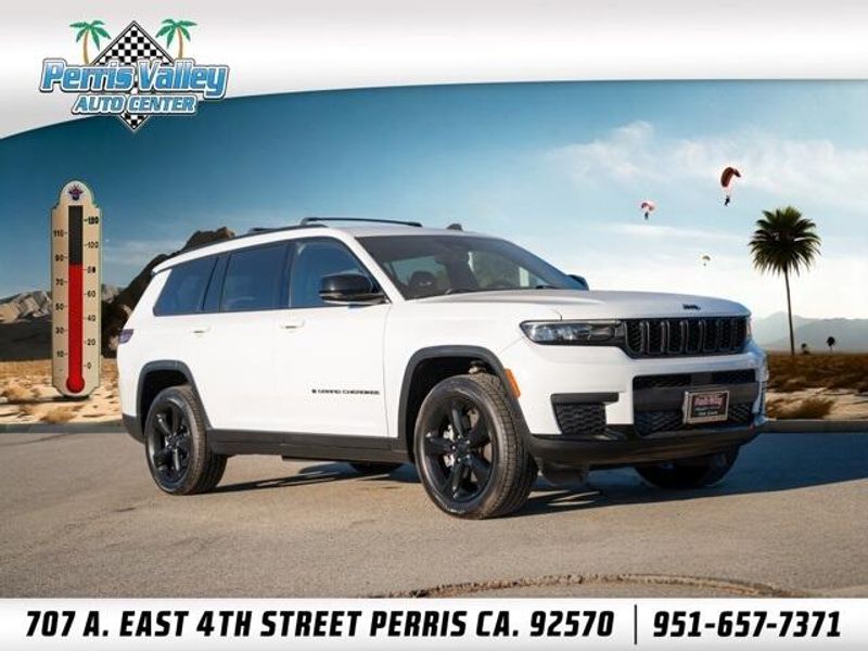 Used 2021 Jeep Grand Cherokee L AltitudeImage 1