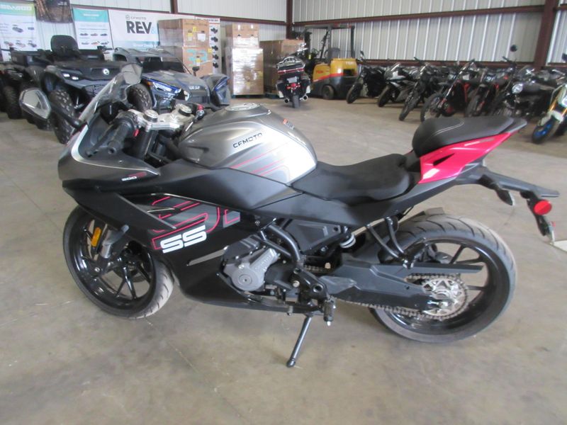 USED 2024 CFMOTO 300SS Image 5
