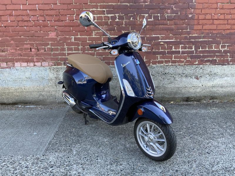 Used 2021 Vespa PRIMAVERA 150 