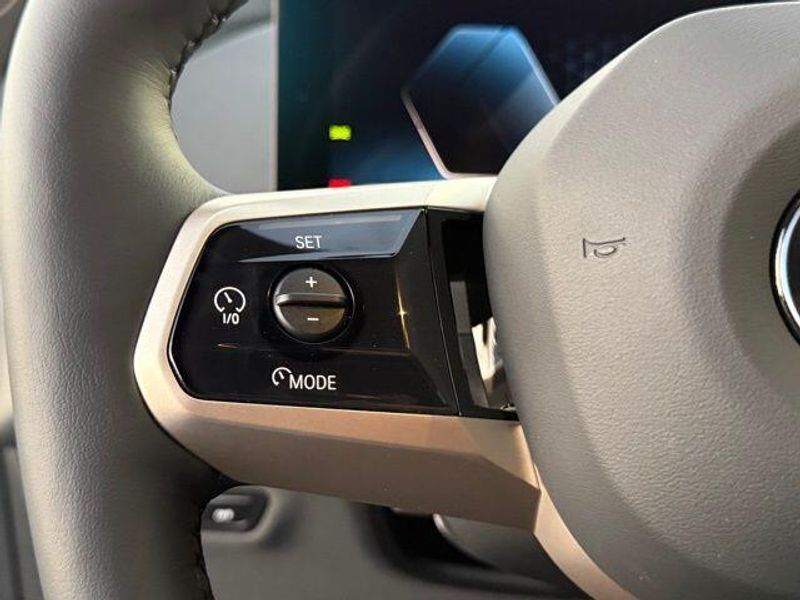 New 2026 BMW iX xDrive45Image 20