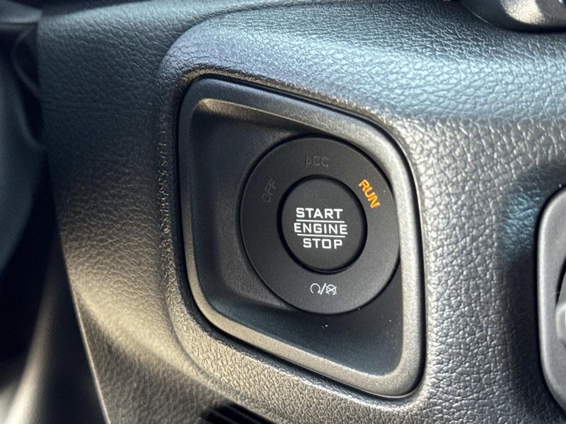 New 2026 Jeep Gladiator Sport S 4x4