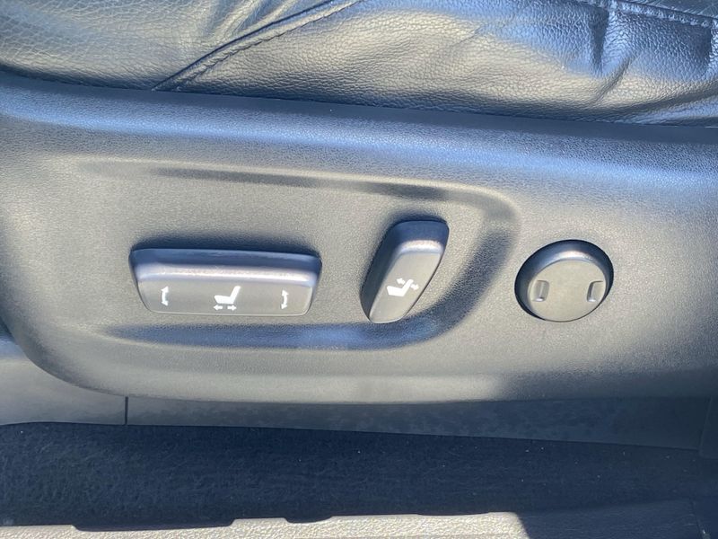 Used 2010 Toyota 4Runner LimitedImage 17