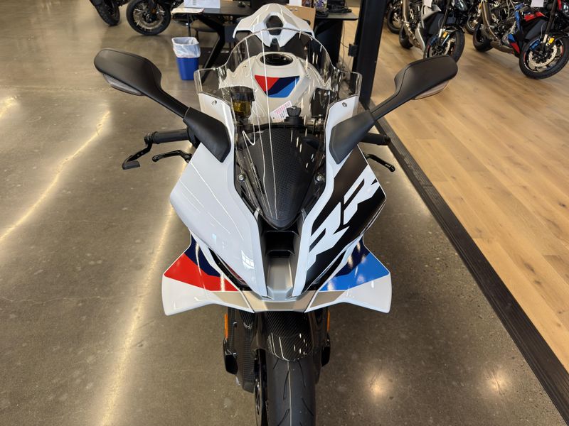 2025 BMW S 1000 RR - LIGHT WHITE 