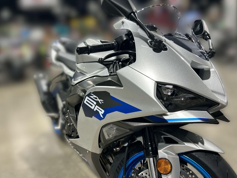 New 2027 Kawasaki NINJA ZX-6R ABS Image 25