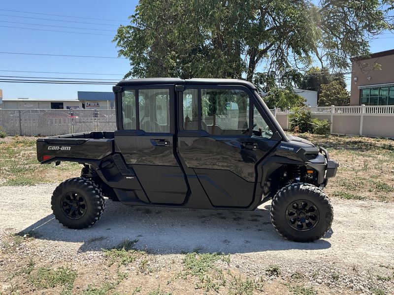 New 2026 Can-Am DEFENDER MAX XT CAB 65 HD11 Image 4