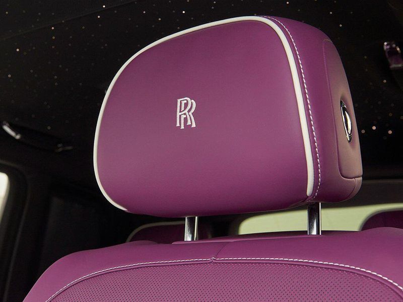 New 2026 Rolls-Royce Cullinan Black BadgeImage 14