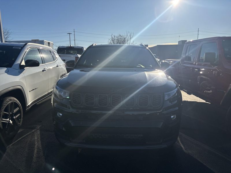 New 2026 Jeep Compass Latitude Altitude 4x4Image 2