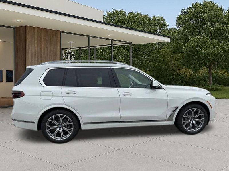 New 2026 BMW X7 xDrive40iImage 7