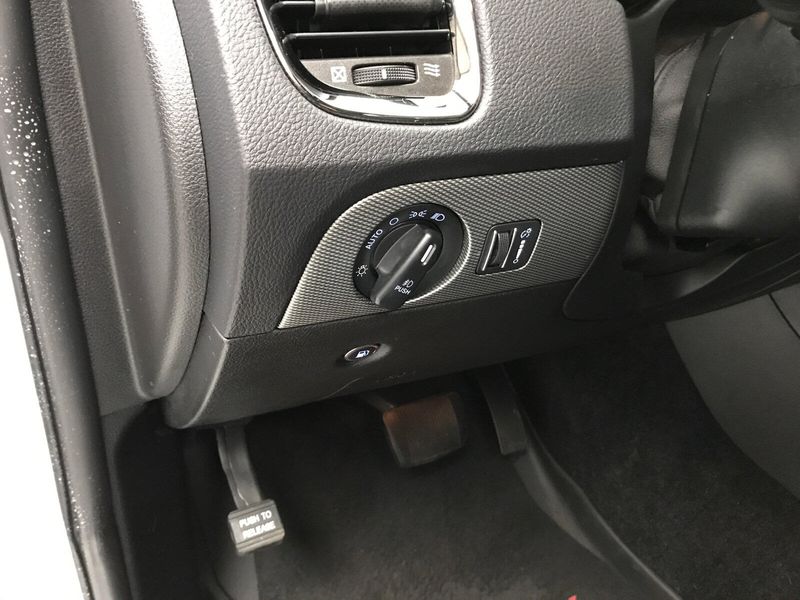 2018 Dodge Durango R/T photo 4