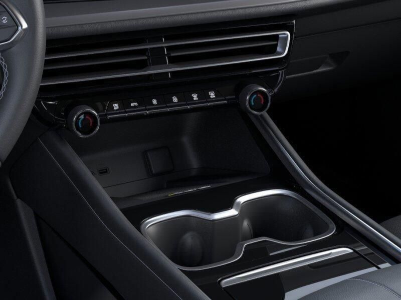 New 2025 Chevrolet Traverse FWD LTImage 23