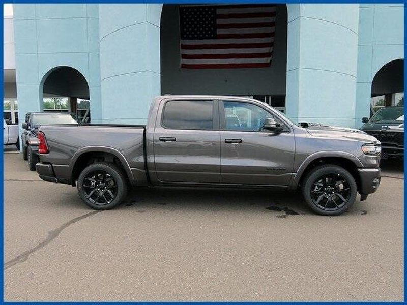 2025 RAM 1500 LaramieImage 2