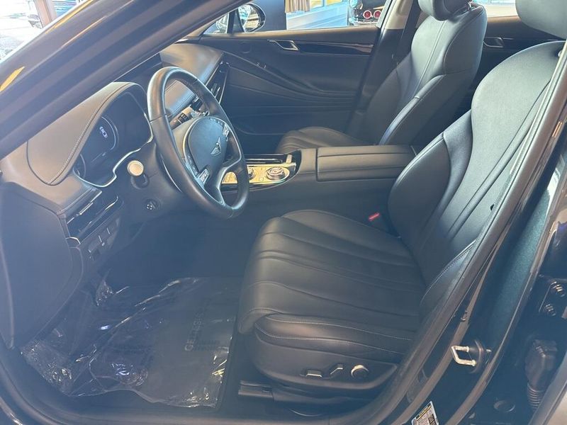 2023 Genesis G80 2.5T