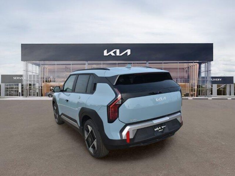 New 2027 Kia EV3 WindImage 6