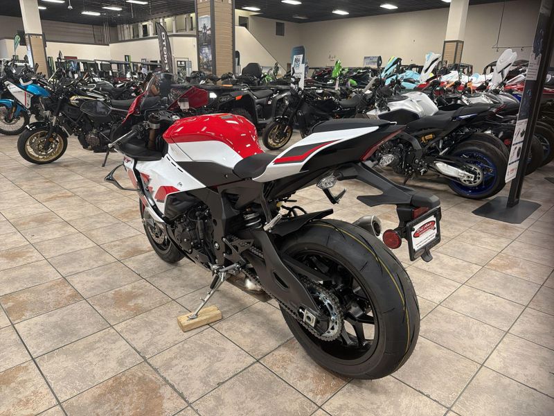 New 2026 Yamaha YZF-R1 70TH ANNIVERSARY EDITION Image 15