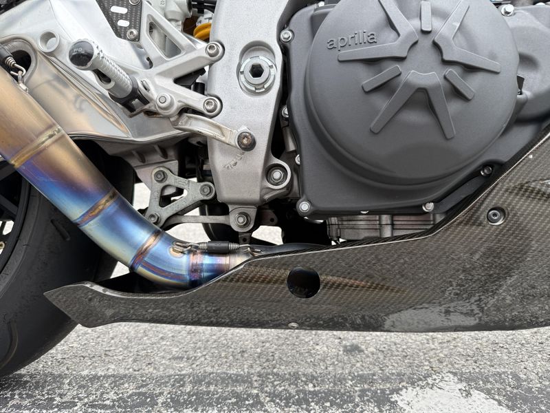 2017 Aprilia Tuono V4 1100 Factory ABS 