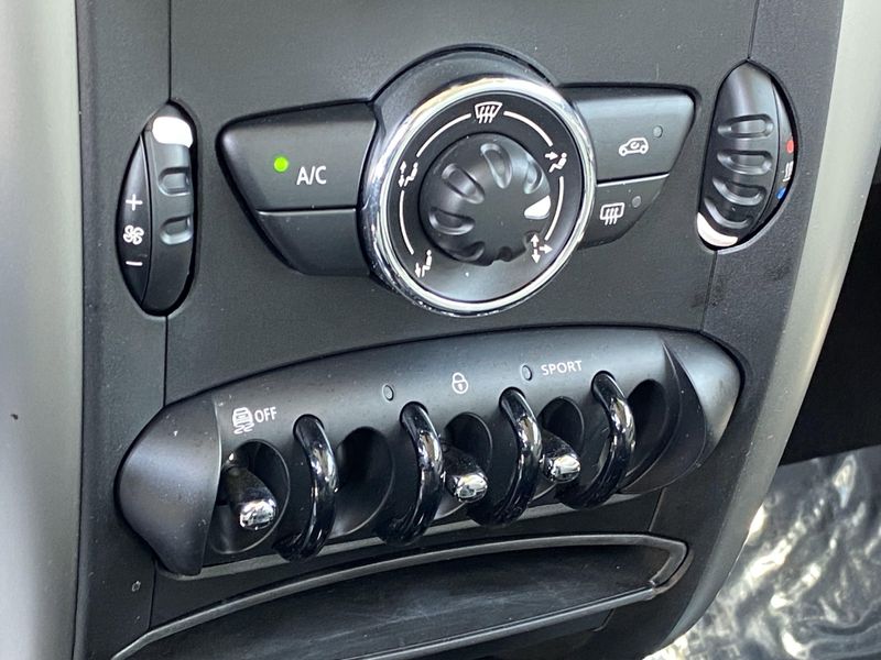Used 2014 MINI Cooper Paceman PacemanImage 20