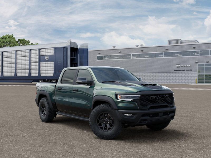 New 2026 RAM 1500 Rho Crew Cab 4x4 5'7' Box