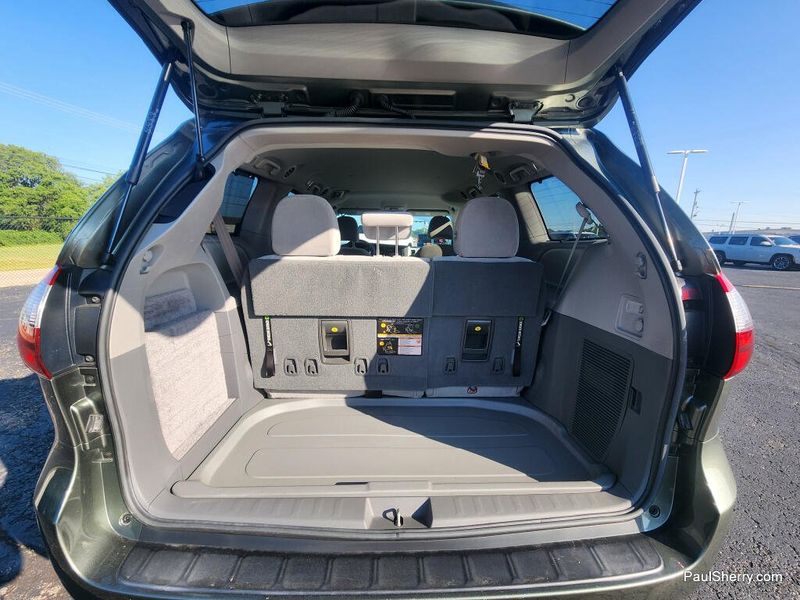 Used 2020 Toyota Sienna LE