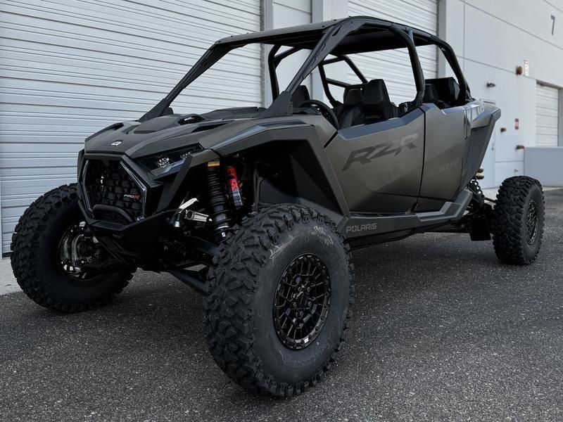 2025 Polaris RZR PRO R 4 ULTIMATE SUPER GRAPHITE Image 3