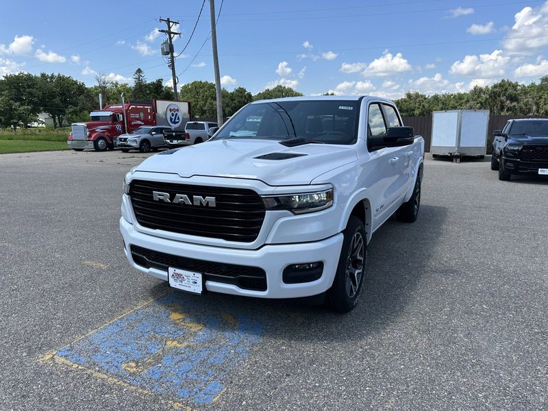 2025 RAM 1500 Laramie Crew Cab 4x4 5