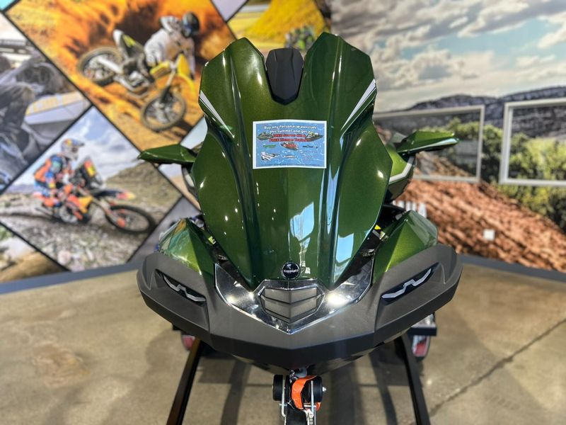 New 2025 Kawasaki JET SKI ULTRA 160LX Image 9