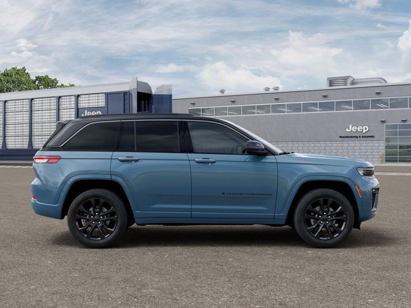 New 2026 Jeep Grand Cherokee Limited Reserve 4x4