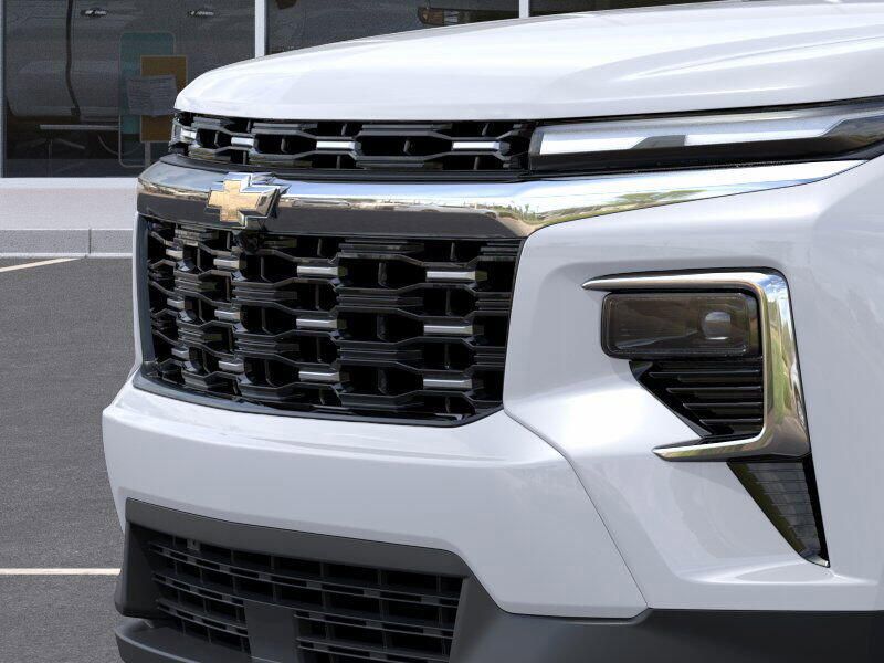 New 2025 Chevrolet Traverse FWD LTImage 13