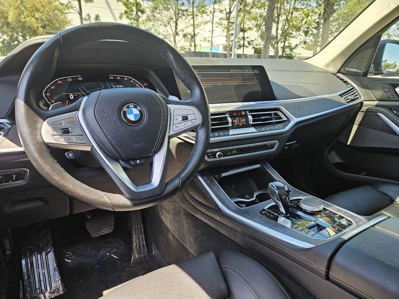 2021 BMW X7 xDrive40iImage 31