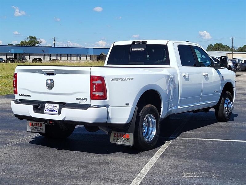 2024 RAM 3500 Laramie Crew Cab 4x4 8