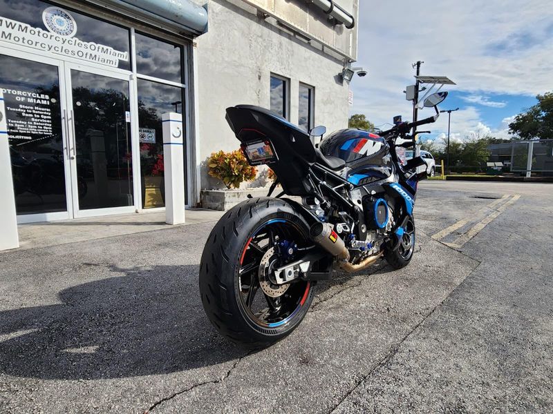 2023 BMW M 1000 RImage 13